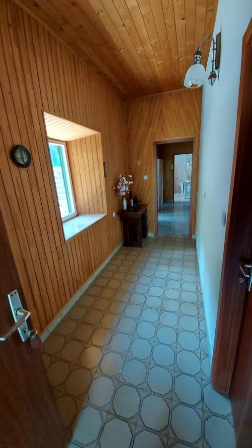 Holiday Home Zvecanje Bagian luar foto