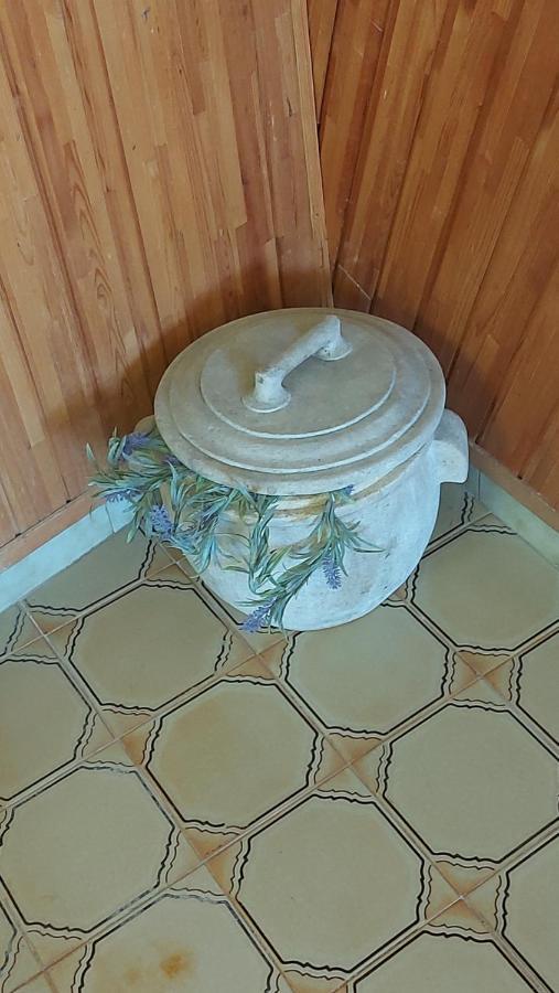Holiday Home Zvecanje Bagian luar foto